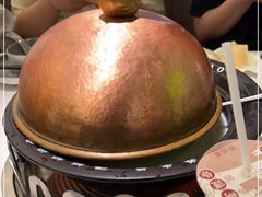 -洪氏嗨捞·广东猪肚鸡·椰子鸡火锅(西咸万象城店)