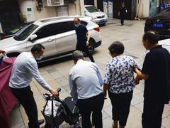 -梅龙镇酒家(南京西路总店)