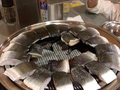 -围炉肉舍•炭烤活鳗•丹东海鲜烤肉(步行街店)