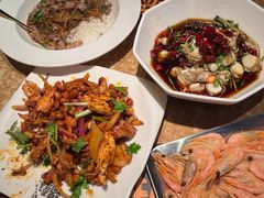 -喝丢一只鞋海鲜烧烤·海肠捞饭(东关街店)