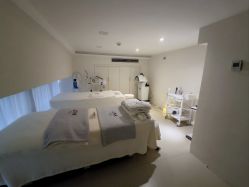 -JNK皮肤管理中心