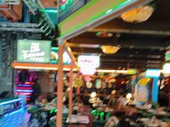 -Famous肥猫墨西哥音乐餐吧(五棵松华熙LIVE店)