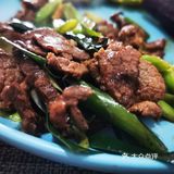 地址特仑苏牛奶一盒，高颜值紫薯一块儿