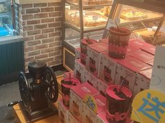 -TIMO COFFEE 阿拉校园面包