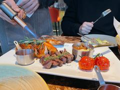 澳洲m5牛排+迷迭香烤鸡+肉酱土豆泥-Let'sBURGERplus·非常创意汉堡(三里屯店)