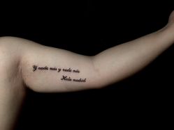 -木子·纹身店TATTOO穿孔·洗纹身