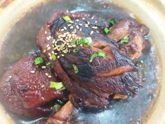 -老码头黑皮肘子锅包肉熏酱水饺(文政街店)
