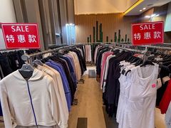 -广州周大福金融中心