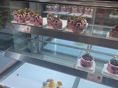 -罗森尼娜(德思勤店)