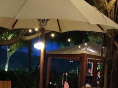 -三亚艾迪逊酒店·海滩烧烤 BARBACOA·现场乐队·浪漫晚餐·烧烤海鲜