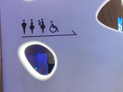 -瑞虹新天地月亮湾