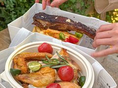 -春树下·树屋花房西餐厅(罍街AS1980店)