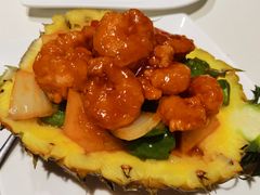 菠萝咕噜虾球-衡山汇·高级粤菜(霄云路店)