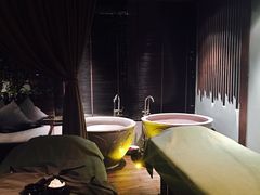 -迪瓦娜按摩和水疗中心