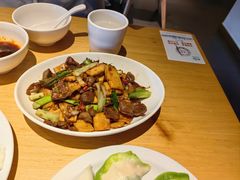 -关东小磨东北菜(上海长风大悦城店)