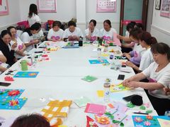 -爱月宝月嫂·育儿嫂