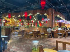 大堂-老滇山寨•云南特色菜•地方菜•民族风情歌舞表演(金碧店)