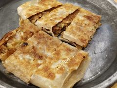 千层牛肉饼-宏状元现熬粥·京味菜(黄寺大街店)