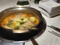 -喃喃椰·糟粕醋·椰子鸡火锅(七堡花园店)