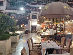 -拉萨圣地天堂洲际大饭店-自助餐厅
