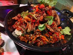 歌乐山孜香手抓排-醉小酒馆·川菜·江湖菜·重庆菜(观音桥旗舰店)