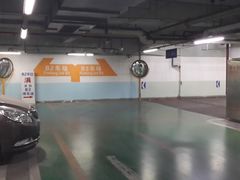 场地-金融街购物中心停车场