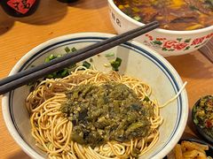 -矮子粉店1985·长沙米粉(湘春路店)