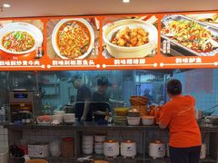 -韵味湘肴·小炒黄牛肉(五一广场美食地标店)