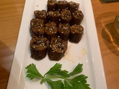 -莲餐厅·湖北菜·潜江小龙虾店(愚园路店)
