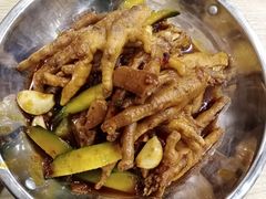 -江城燕子大排档(江汉路步行街店)