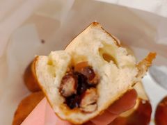 红豆碱水面包-WHEN PIGS FLY当猪飞