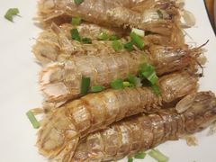 -臻鲜燕海鲜融合餐厅(金陵style店)