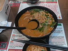 -肥汁米蘭香港米线(宁波路总店)
