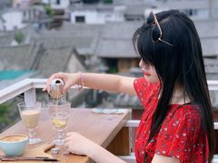 -唐咖精品咖啡(大理古城手冲店)