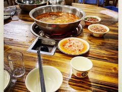 -周良天山牛杂城(天山路总店)