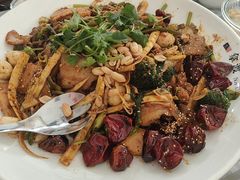 -拿渡·水煮鱼麻辣香锅(王府井奥莱·香江小镇店)