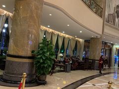-深圳君逸国际酒店(龙岗横岗塘坑地铁站店)