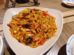 -肖四女乐山跷脚牛肉(世博源店)