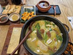 -银米·云南传统过桥米线(双廊黑金冠店)