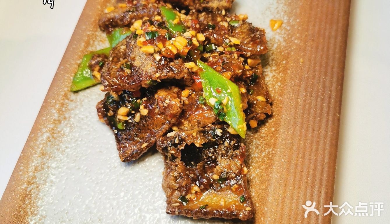 秋令进补之,黄鳝当为首 ,呼我升上席,款以欣鳝宴!
