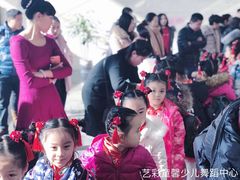 -艺彩童馨舞蹈培训学校(西湖道校区)