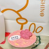 当我去东湖拍樱花拿出了这个樱花提拉米苏