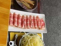 -肖婷姐大铁锅重庆火锅(南湖店)