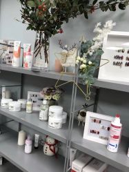 -摩睫+皮肤管理·科学美容中心