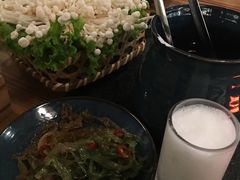 -湊湊火锅·茶憩(东城万达店)
