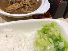 金针肥牛饭-南城香·饭香串香馄饨香(青年路店)