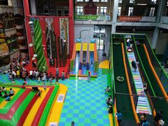 -蒙特利亲子乐园