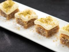 -Efes Turkish & Mediterranean Cuisine 艾菲斯餐厅(陆家嘴店)
