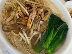 -景月阁空中食府(希尔顿酒店)