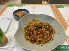 -百春原湖南牛肉粉(百联世纪店)